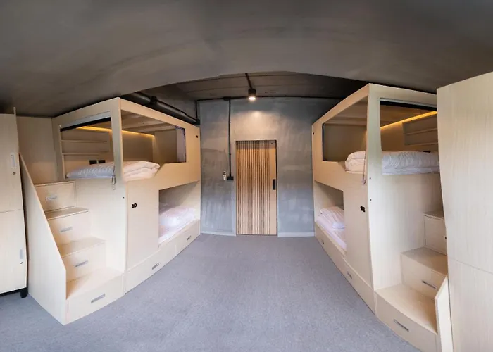 Dmk Place Capsule hotel 3*