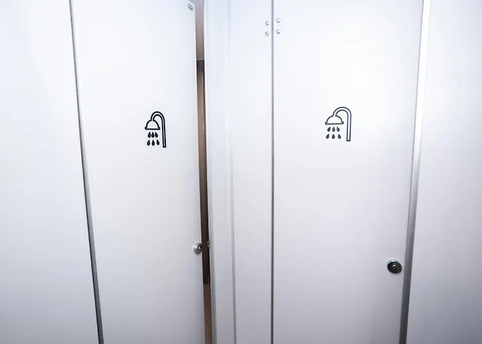 Dmk Place Capsulehotel